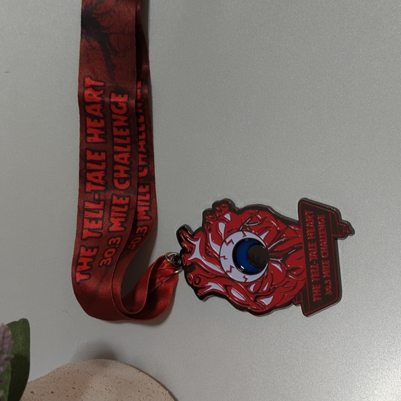 The Tell-Tale Heart Virtual Race Medal 30.3 Miles - Picture 1 of 3